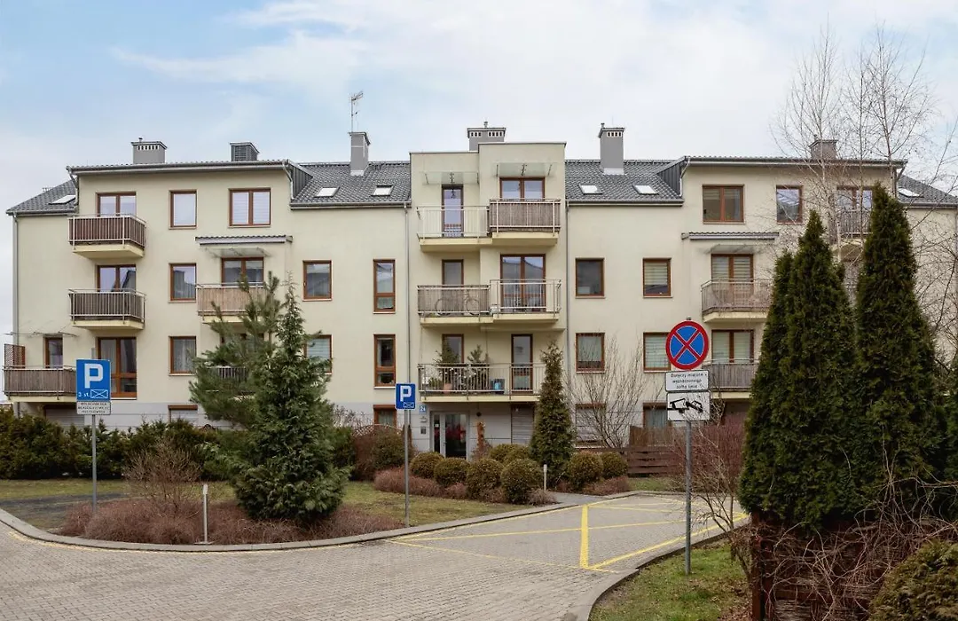 Bunscha Apartment Dębniki Cracow by Noclegi Renters-1